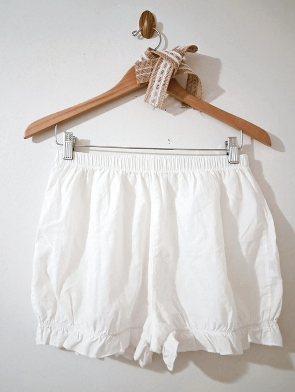 Sonderhaus Soft Winter White Romeo High Rise Ruffled Hem Cotton Bloomer Shorts